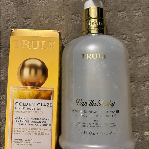 TRULY Vanilla Baby Hydrating Body Wash - Gold, Cream & Truly Oil. - Picture 2 of 4